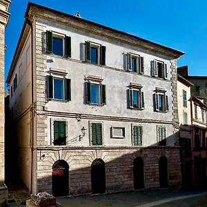 Palazzo Palloni: Piano Nobile Sorano (Grosseto)